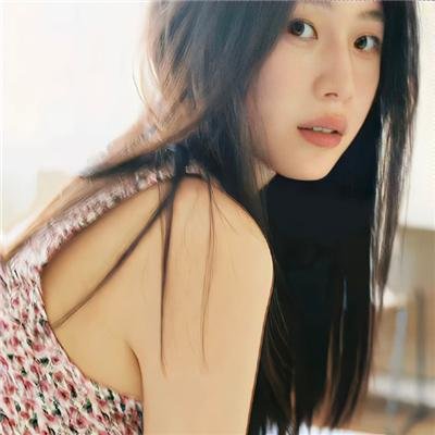 尘埃 封面